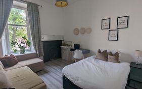 Huge Room In The City