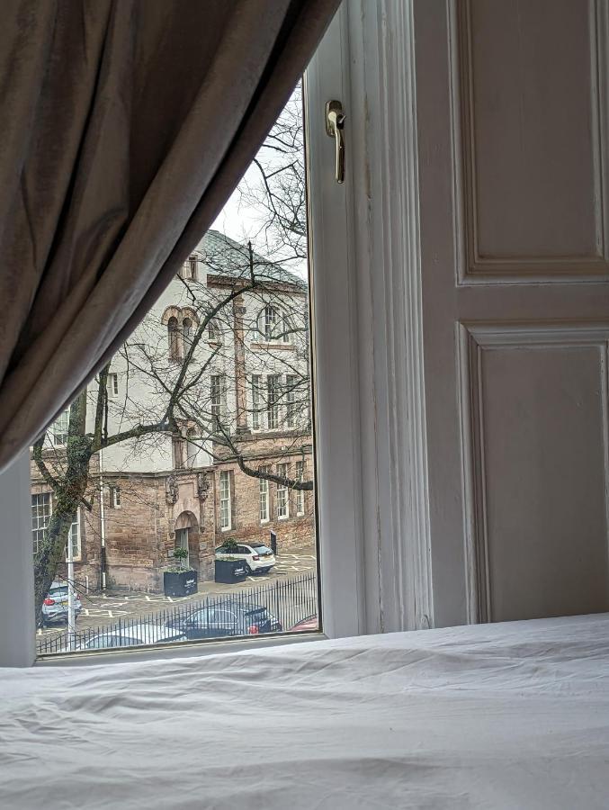 Huge Room In The City Edinburgh Exterior photo